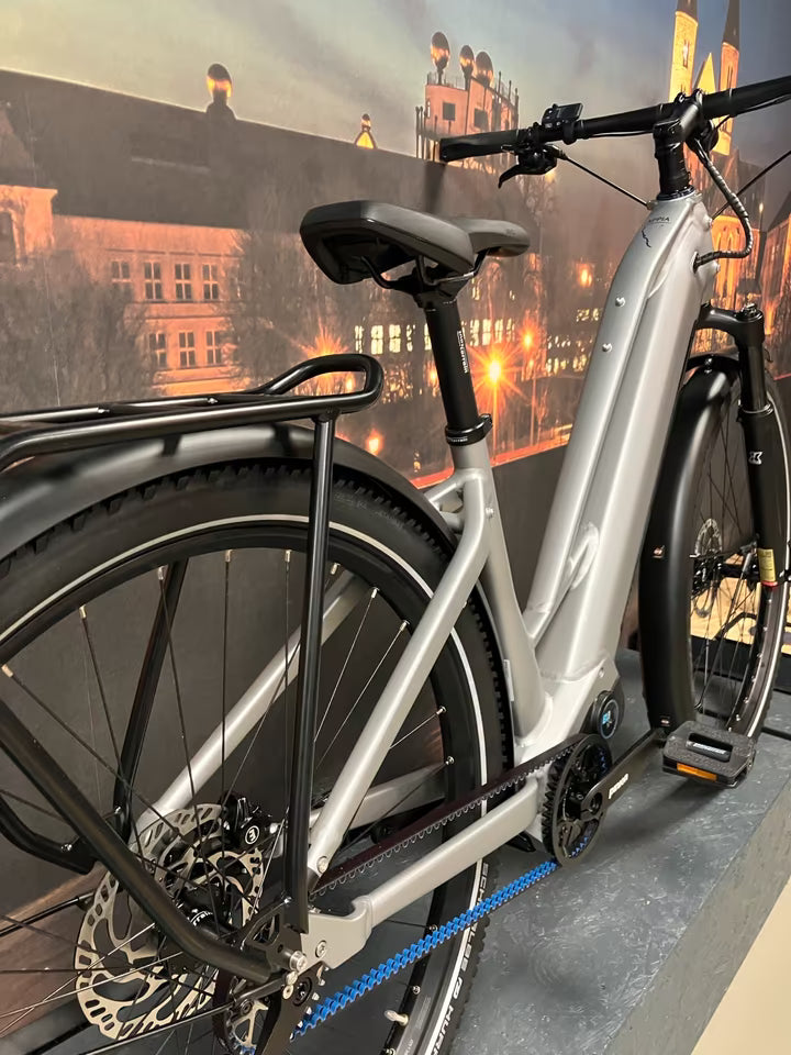 Tout Terrain Appia Mixte Select 5.1– Premium E-Trekking-Bike mit Pinion-Antrieb und 700 Wh Akku Cromo Lucido Matt