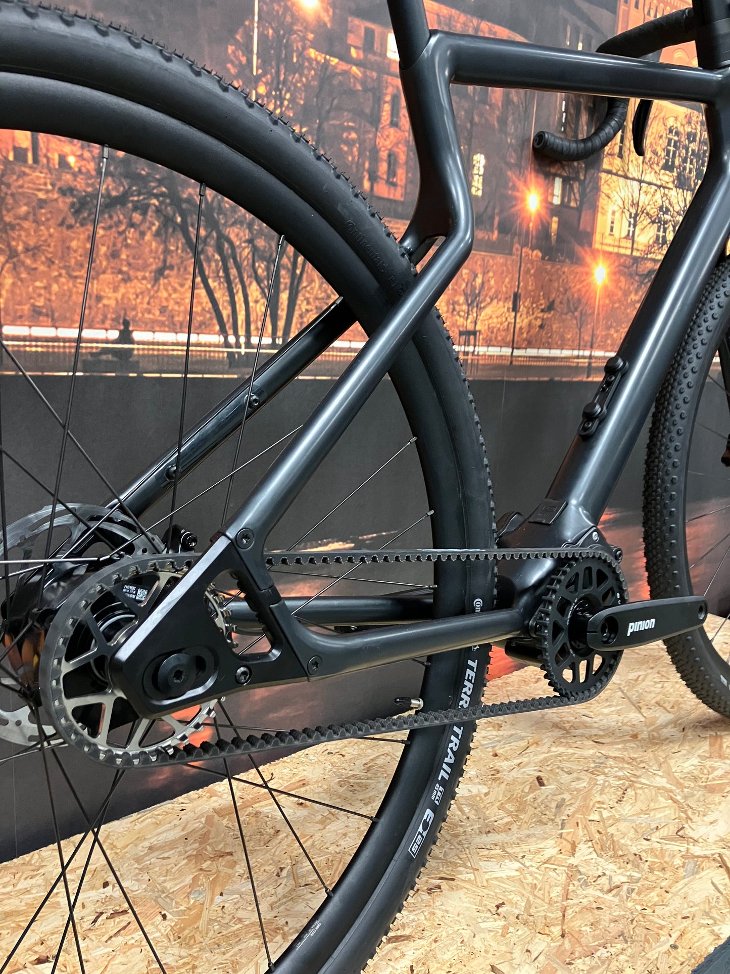 Urwahn Waldwiesel E E-Gravel Bike Größe S