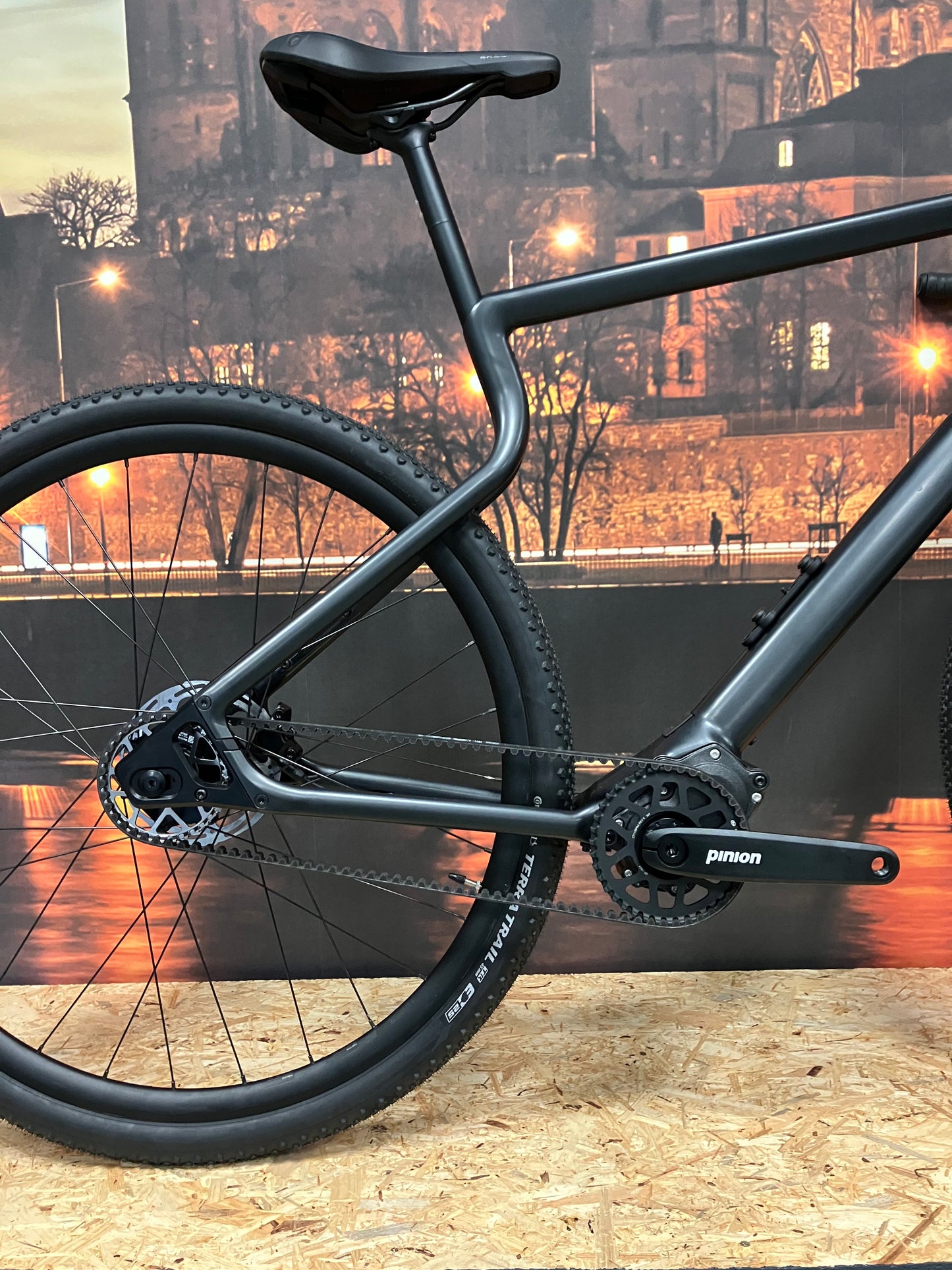 Urwahn Waldwiesel E E-Gravel Bike Größe S