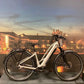 Tout Terrain Appia Mixte Select 5.1– Premium E-Trekking-Bike mit Pinion-Antrieb und 700 Wh Akku Cromo Lucido Matt
